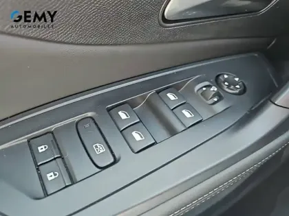 Photo 16 Peugeot 408  PHEV 225 e-EAT8