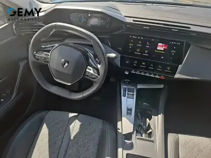 Photo 7 Peugeot 408  PHEV 225 e-EAT8