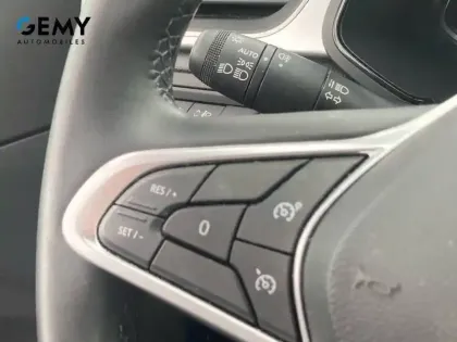 Photo 16 Renault Captur  E-Tech full hybrid 145