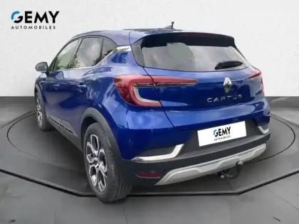 Photo 6 Renault Captur  E-Tech full hybrid 145