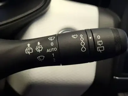 Photo 36 Renault Clio  E-Tech 140 - 21N