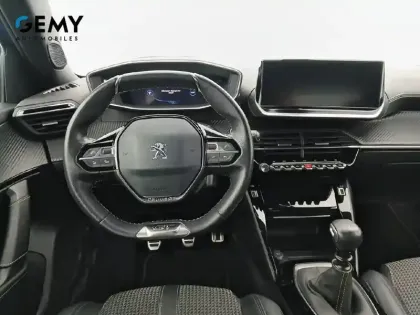 Photo 7 Peugeot 2008  PureTech 130 S&S BVM6