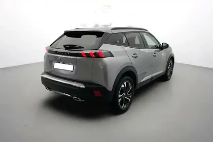 Photo 5 Peugeot 2008  PureTech 130 S&S EAT8