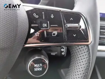 Photo 13 Renault Clio  E-Tech full hybrid 160 ch
