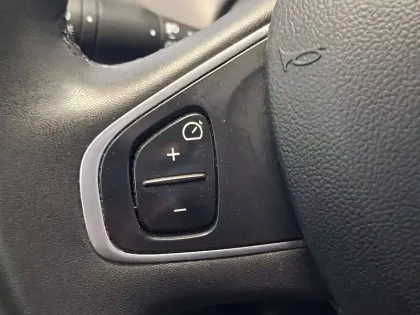 Photo 38 Renault Captur  dCi 90 E6C