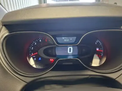 Photo 33 Renault Captur  dCi 90 E6C