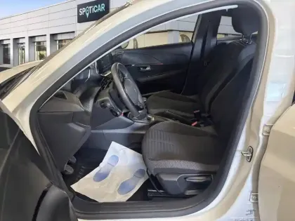 Photo 18 Peugeot 208  PureTech 100 S&S BVM6