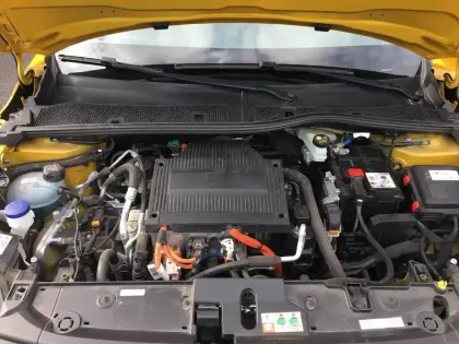 Photo 18 Peugeot 208  Electrique 50 kWh 136ch