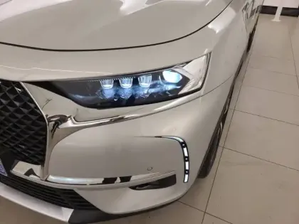 Photo 36 DS DS 7 DS7 Crossback Hybride E-Tense 225 EAT8