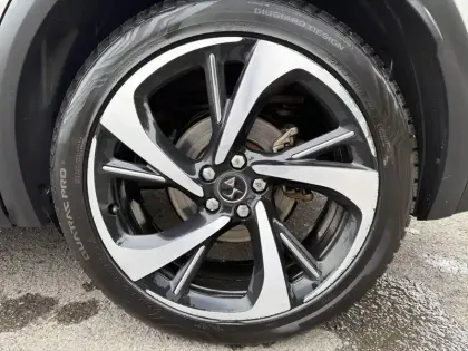Photo 12 DS DS 7 DS7 Crossback Hybride E-Tense 225 EAT8