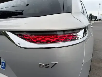 Photo 16 DS DS 7 DS7 Crossback Hybride E-Tense 225 EAT8
