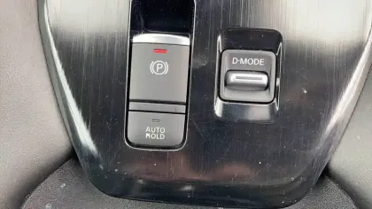 Photo 24 Nissan Qashqai  Mild Hybrid 140 ch