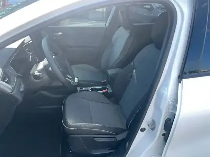 Photo 22 Renault Captur  E-Tech full hybrid 145 ch