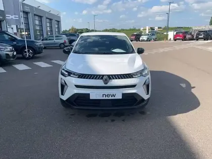 Photo 15 Renault Captur  E-Tech full hybrid 145 ch