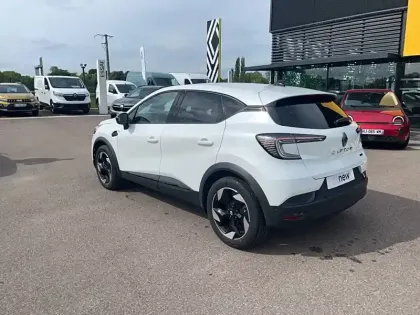 Photo 38 Renault Captur  E-Tech full hybrid 145 ch