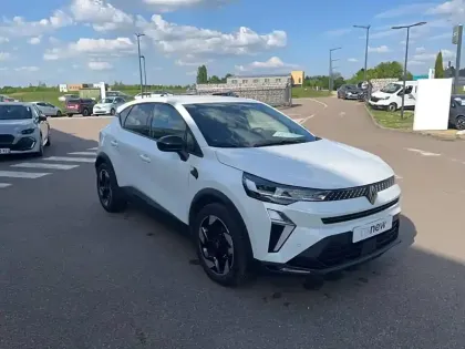 Photo 14 Renault Captur  E-Tech full hybrid 145 ch