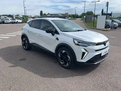 Photo 43 Renault Captur  E-Tech full hybrid 145 ch