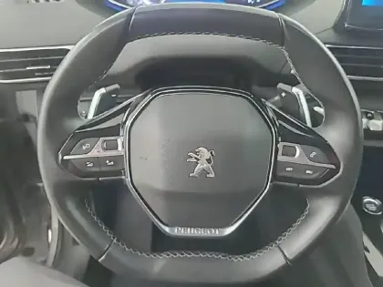 Photo 33 Peugeot 3008  Puretech 130ch S&S EAT8