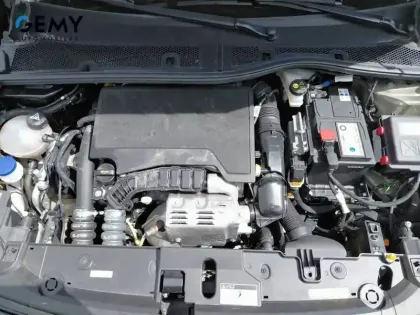 Photo 11 Peugeot 208  PureTech 100 S&S BVM6