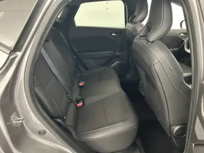 Photo 24 Renault Captur  E-Tech full hybrid 145 ch