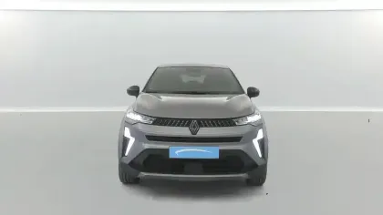 Photo 15 Renault Captur  E-Tech full hybrid 145 ch