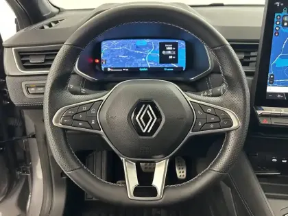 Photo 23 Renault Captur  E-Tech full hybrid 145 ch