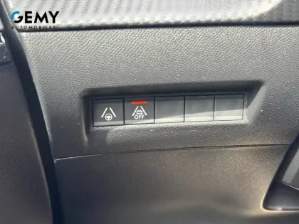 Photo 15 Peugeot 208  Electrique 50 kWh 136ch