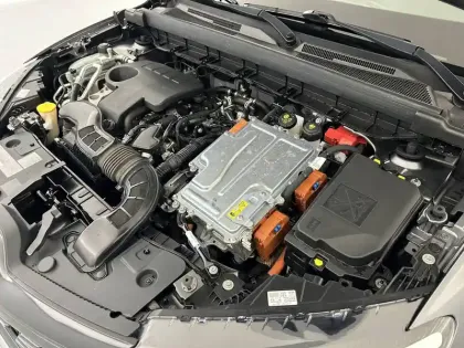 Photo 26 Renault Arkana  E-Tech hybride 145 - 22