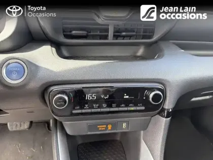 Photo 13 Toyota Yaris  Hybride 116h
