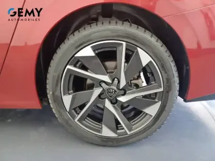 Photo 33 Peugeot 308  SW PureTech 130ch S&S EAT8