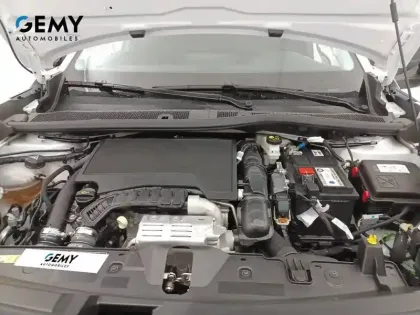 Photo 14 Peugeot 2008  PureTech 130 S&S EAT8