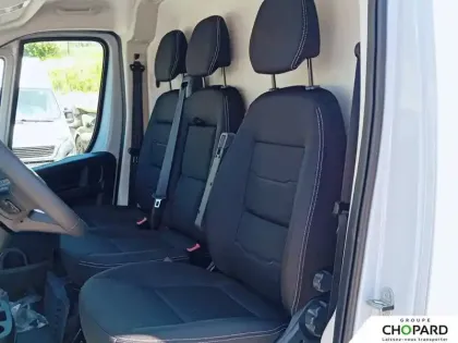 Photo 18 Peugeot Boxer  FGN TOLE 3.5 T L2H2 140 S&S BVA8