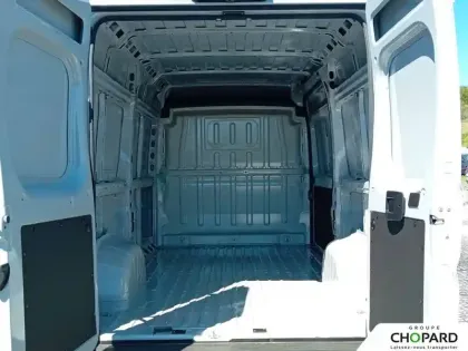 Photo 7 Peugeot Boxer  FGN TOLE 3.5 T L2H2 140 S&S BVA8