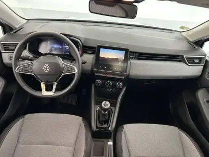 Photo 37 Renault Clio  Blue dCi 100 ch GSR2