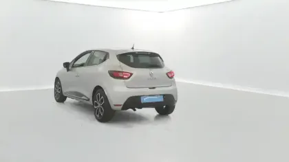 Photo 11 Renault Clio  dCi 90 E6C