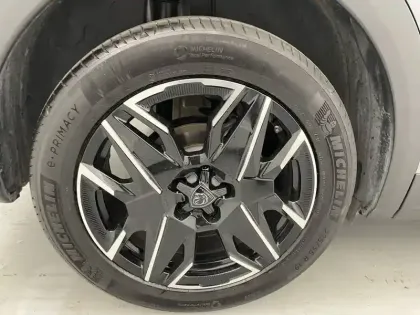 Photo 17 Peugeot 3008  Hybrid 136 e-DCS6