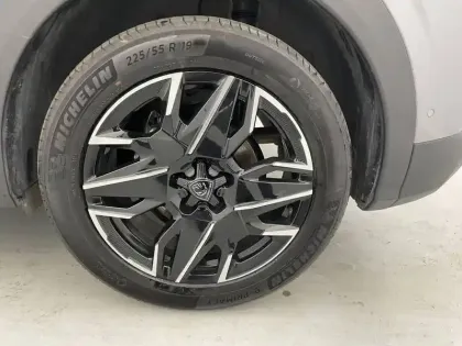 Photo 15 Peugeot 3008  Hybrid 136 e-DCS6