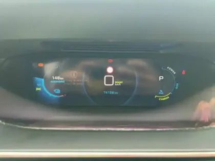 Photo 11 Peugeot 2008  Electrique 136 ch