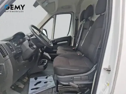 Photo 8 Peugeot Boxer  TOLE 3.3 T L2H2 BLUEHDI 140 S&S BVM6