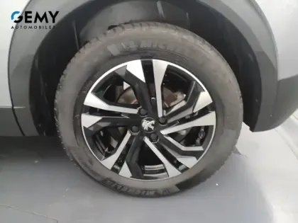 Photo 32 Peugeot 2008  Electrique 136 ch