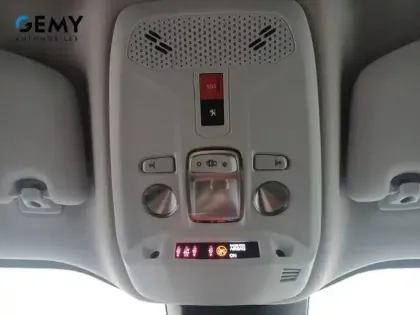 Photo 37 Peugeot 2008  Electrique 136 ch
