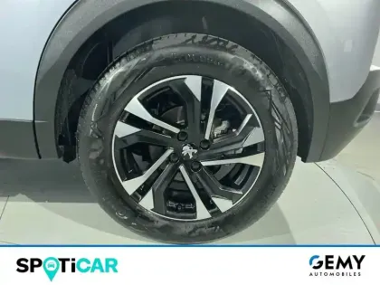 Photo 16 Peugeot 2008  Electrique 136 ch
