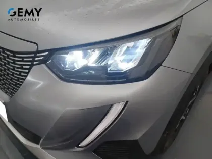 Photo 39 Peugeot 2008  Electrique 136 ch