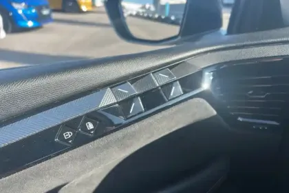 Photo 18 DS DS 4  Hybride E-Tense 225 EAT8