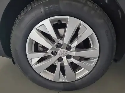Photo 34 Peugeot 3008  Puretech 130ch S&S EAT8