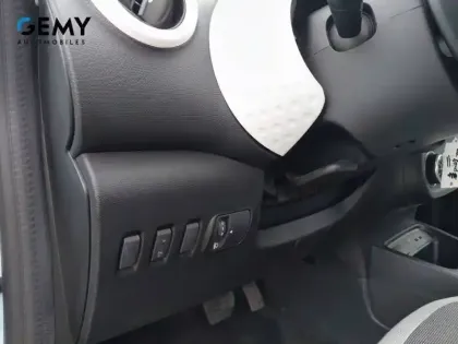 Photo 17 Renault Twingo  III E-Tech