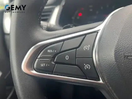 Photo 14 Renault Captur  mild hybrid 160 EDC