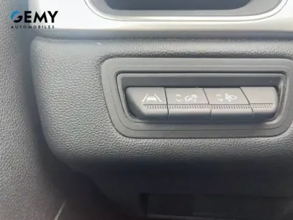 Photo 12 Renault Captur  mild hybrid 160 EDC