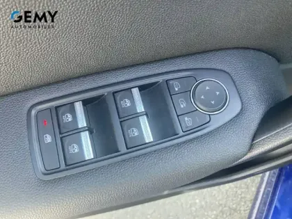 Photo 12 Renault Captur  E-Tech 145 - 21