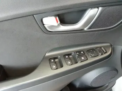 Photo 24 Hyundai Kona  Hybrid 141